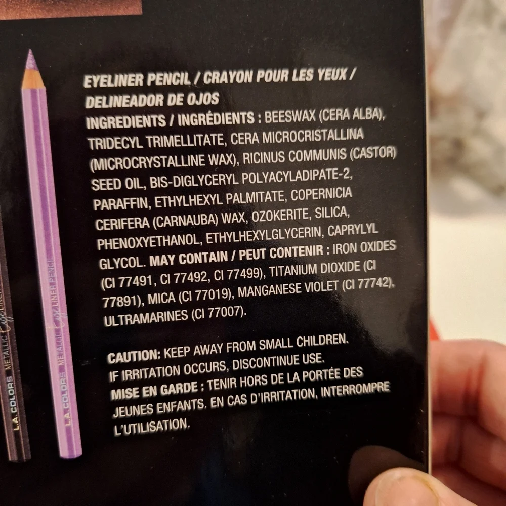 L.A. Colors Accentuate Eyeliner Pencil Set with Sharpener